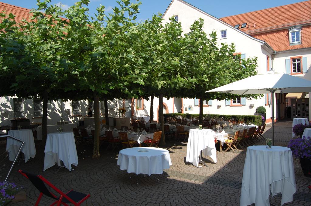 Landhotel Zum Schwanen Mit Restaurant Mona Liza Osthofen Extérieur photo